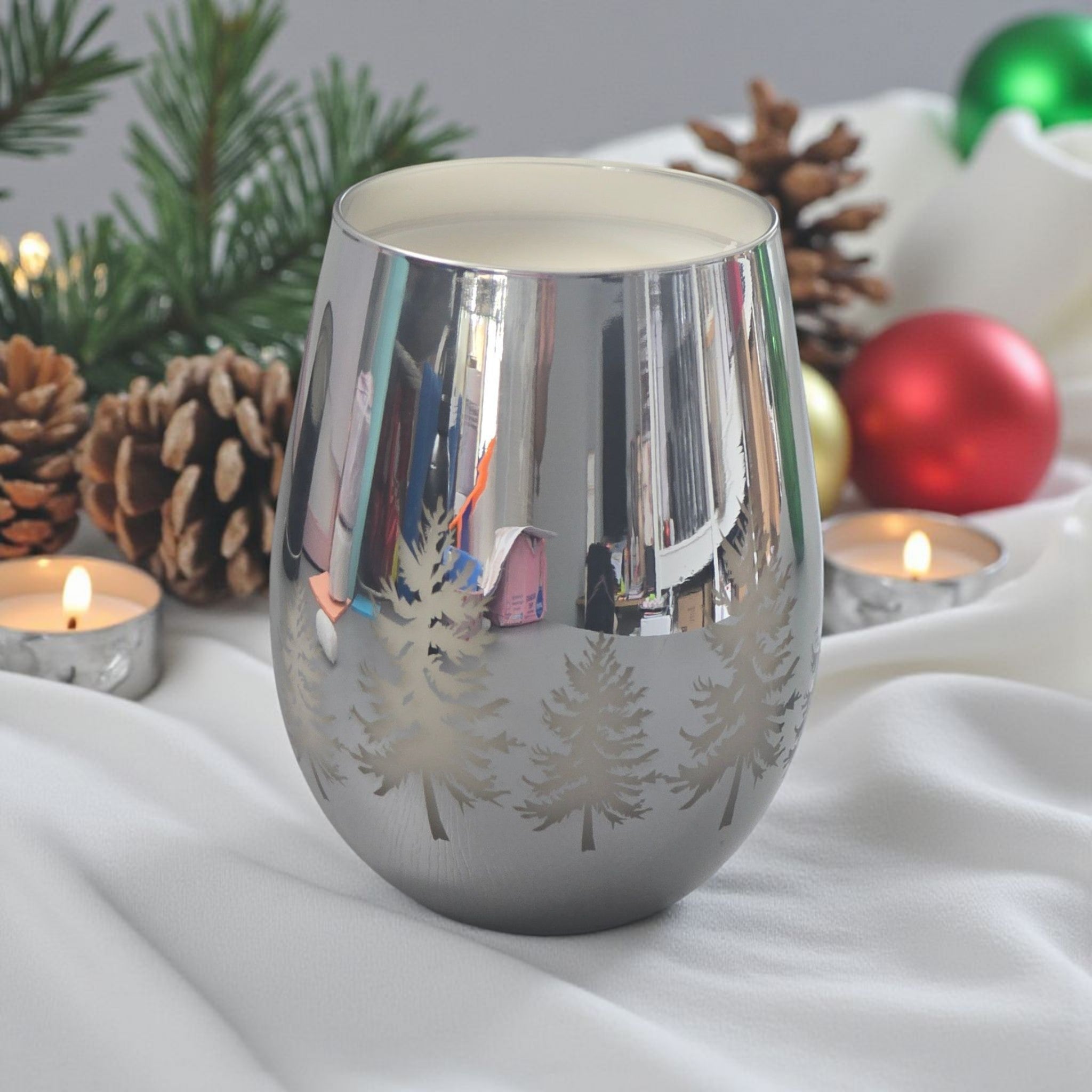 Christmas Tree 400g Soy Wax | Silver | Green | Gold