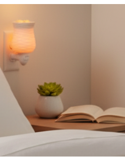 Harmony Illumination Pluggable - Cozy Bedroom