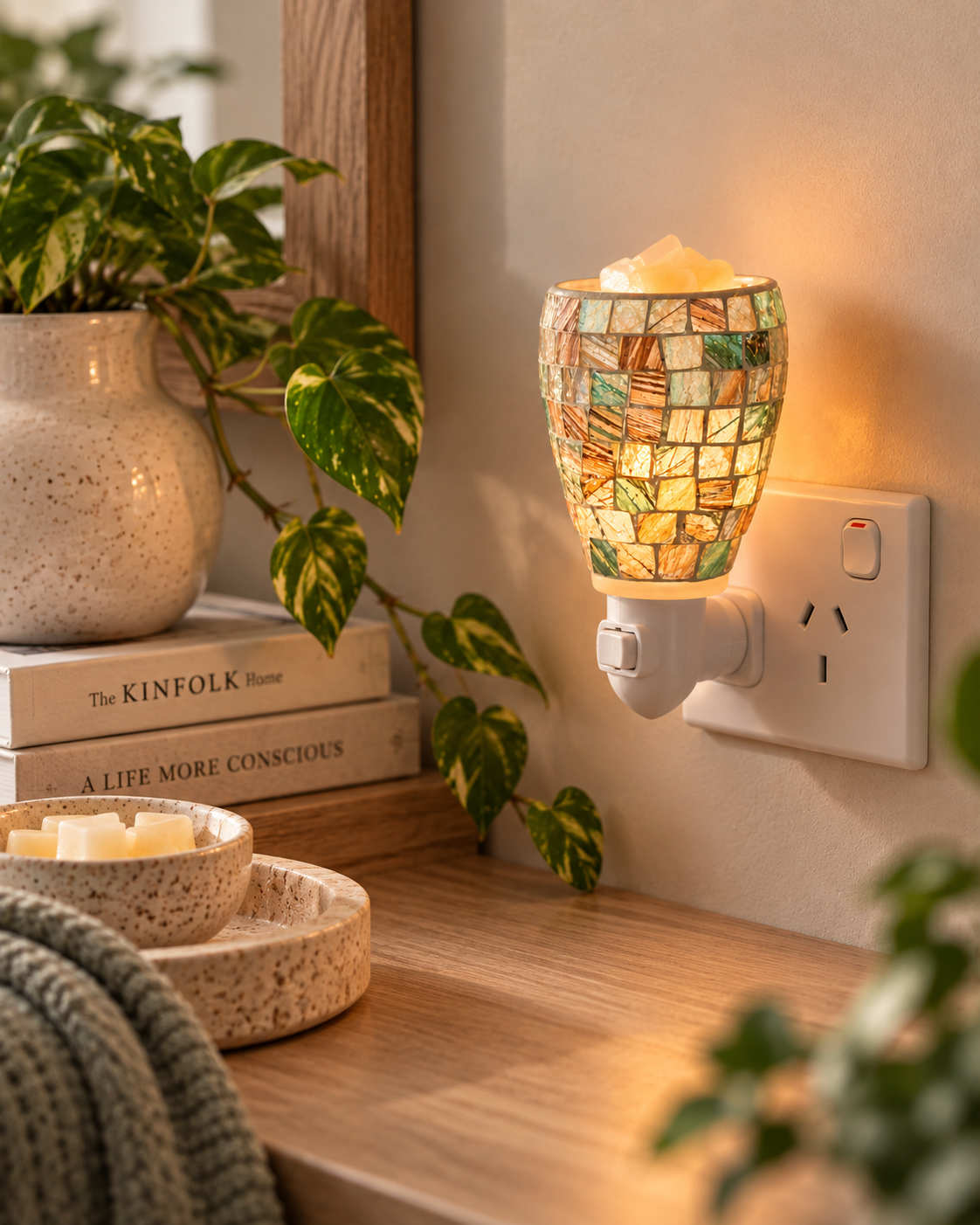 Sea Glass Pluggable Wax Warmer | Complimentary 90g Wax Melt