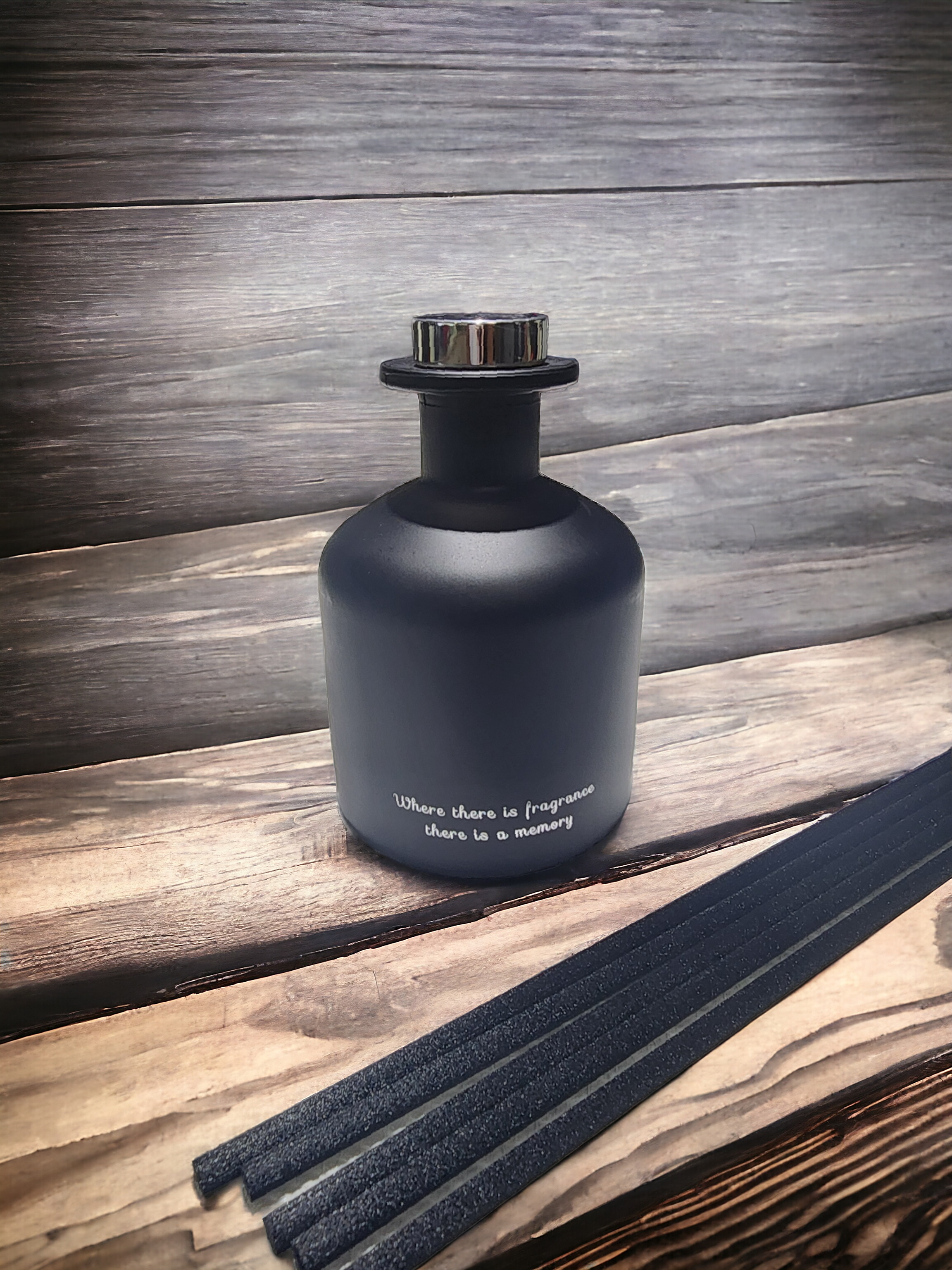 Matt Black Reed Diffuser 200ml