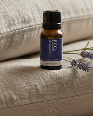 Dream Drops Essential Oil Wellness Setting